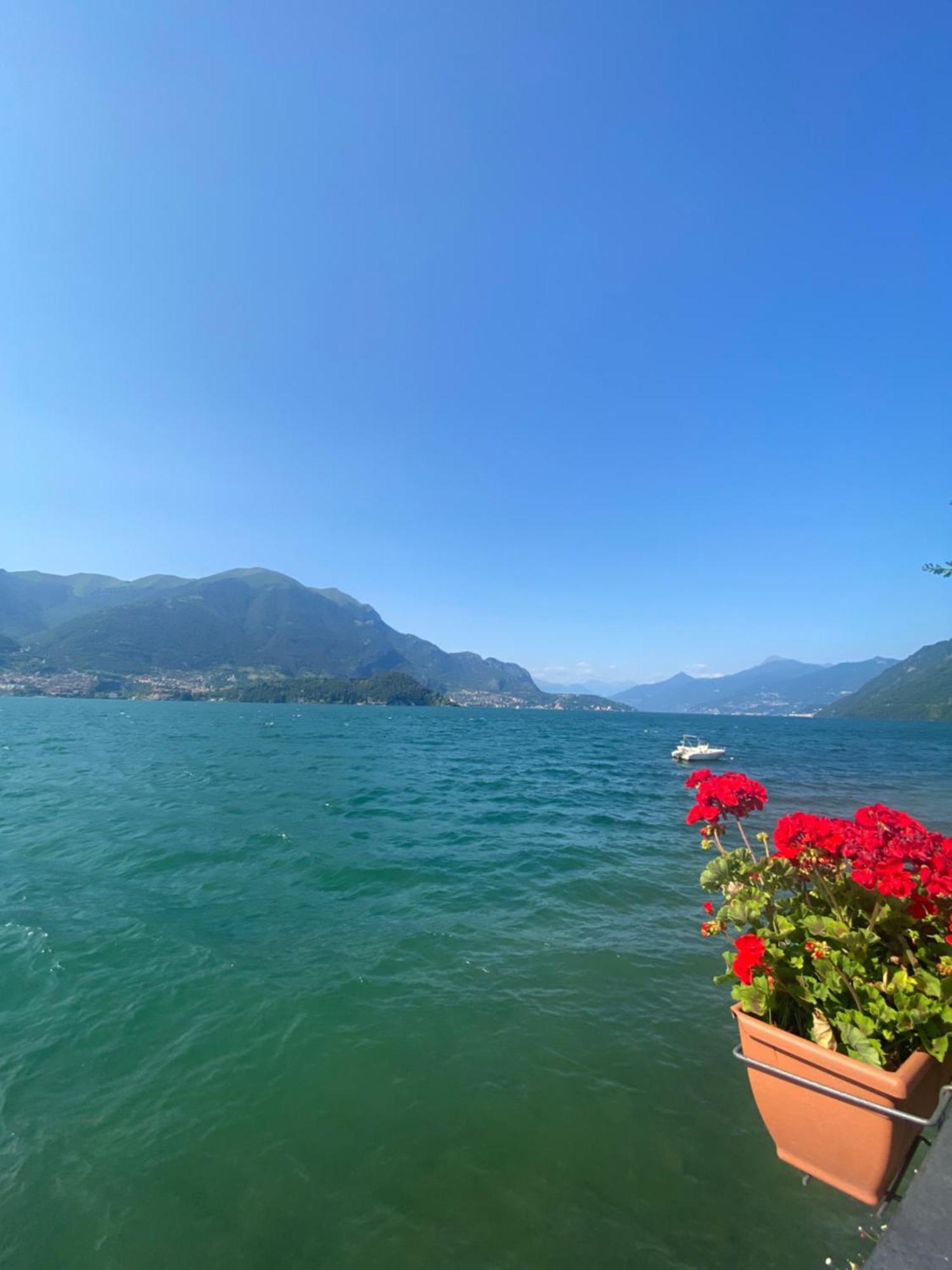 Peonia Apartment - Appartamento Vista Lago Лезено Экстерьер фото