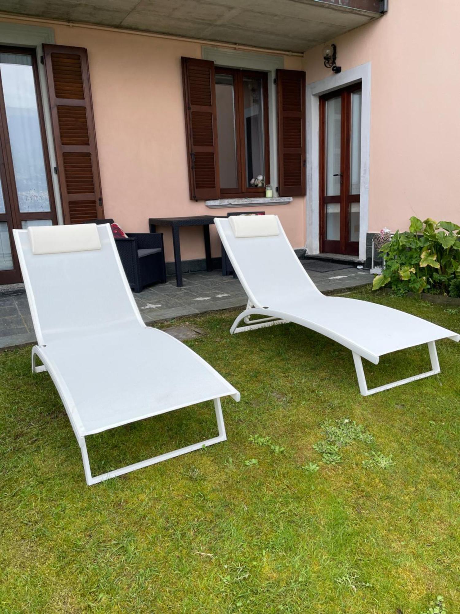 Peonia Apartment - Appartamento Vista Lago Лезено Экстерьер фото