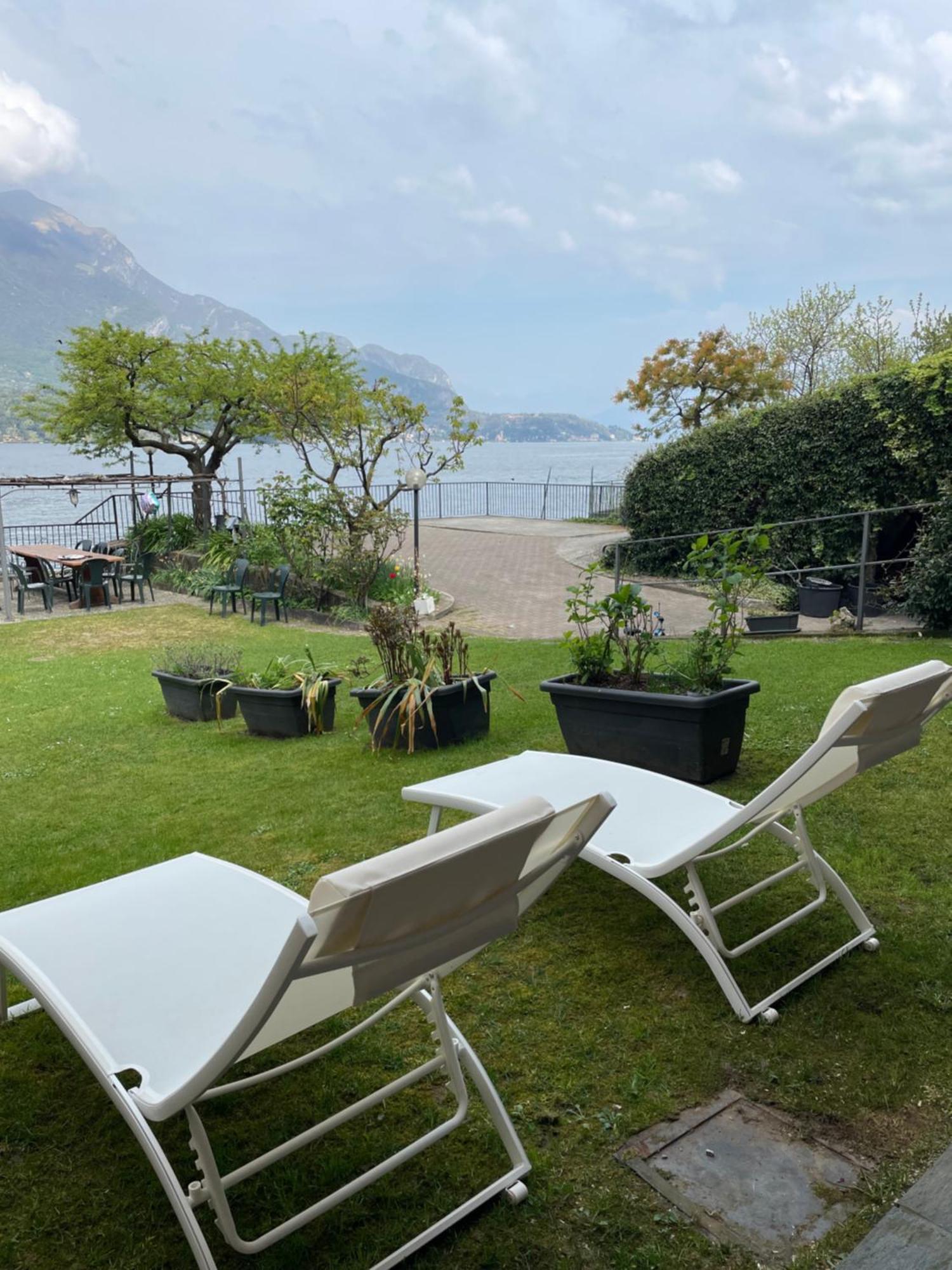 Peonia Apartment - Appartamento Vista Lago Лезено Экстерьер фото